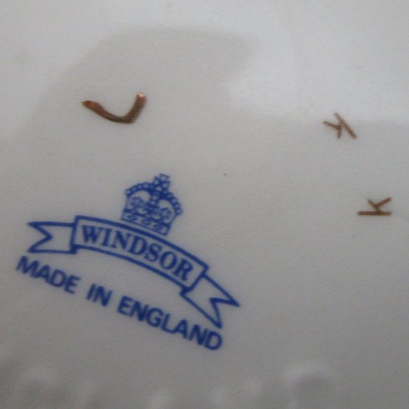 vintage hand painted tea pot - Picture 2 of 7